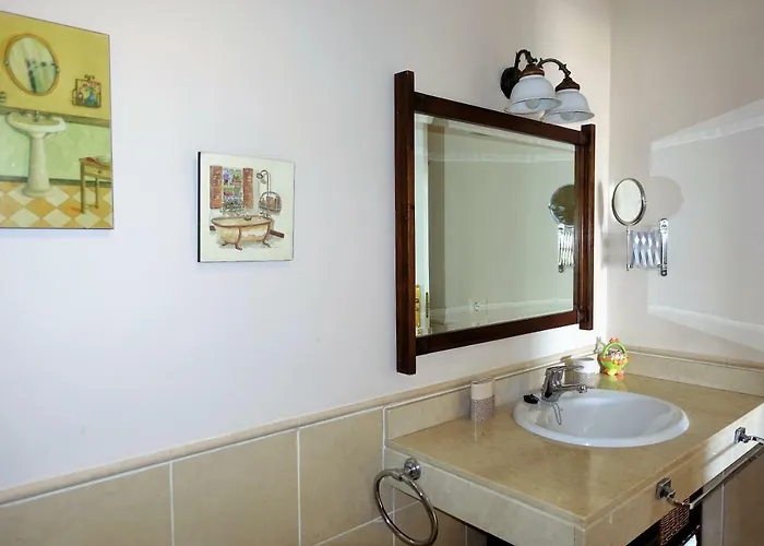 Frailes Appartement *